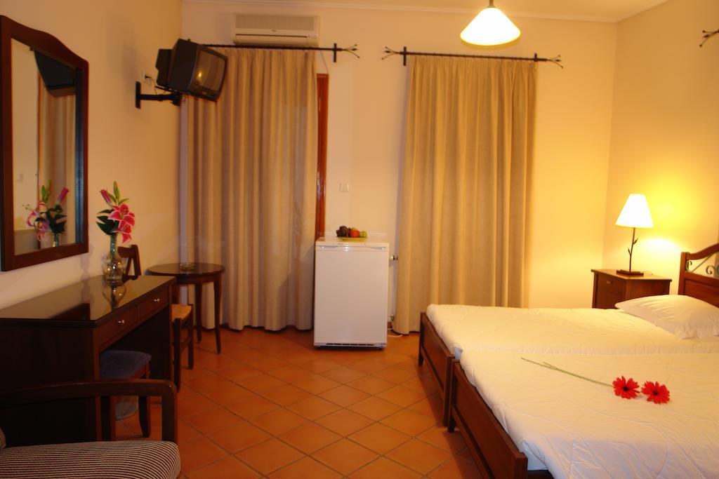 Xenonas Chrisso Hotel Delphi Værelse billede