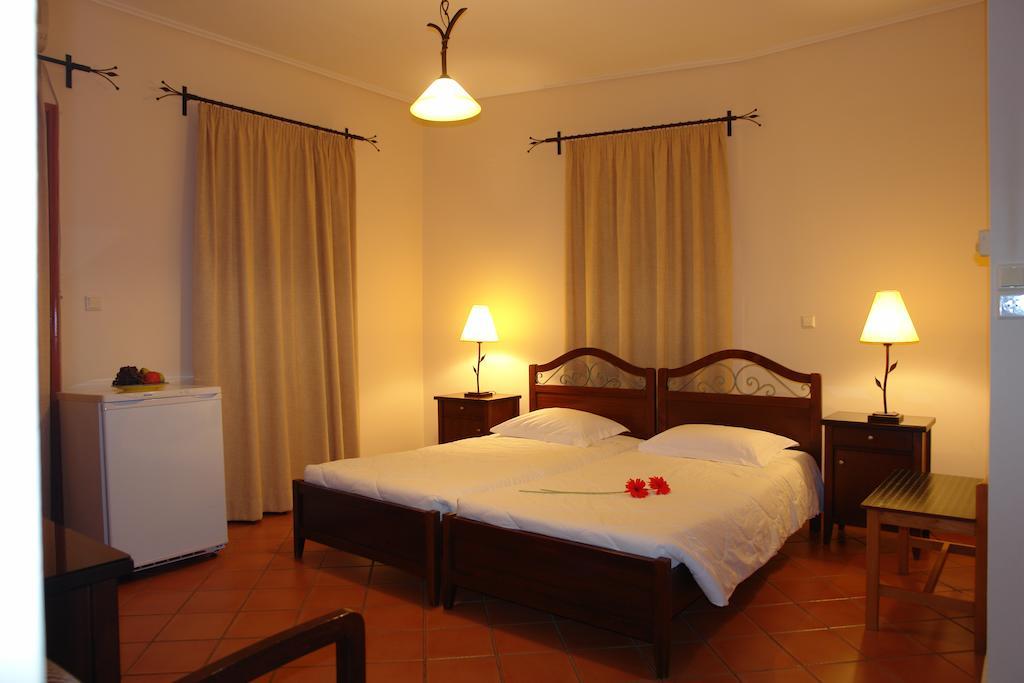 Xenonas Chrisso Hotel Delphi Værelse billede