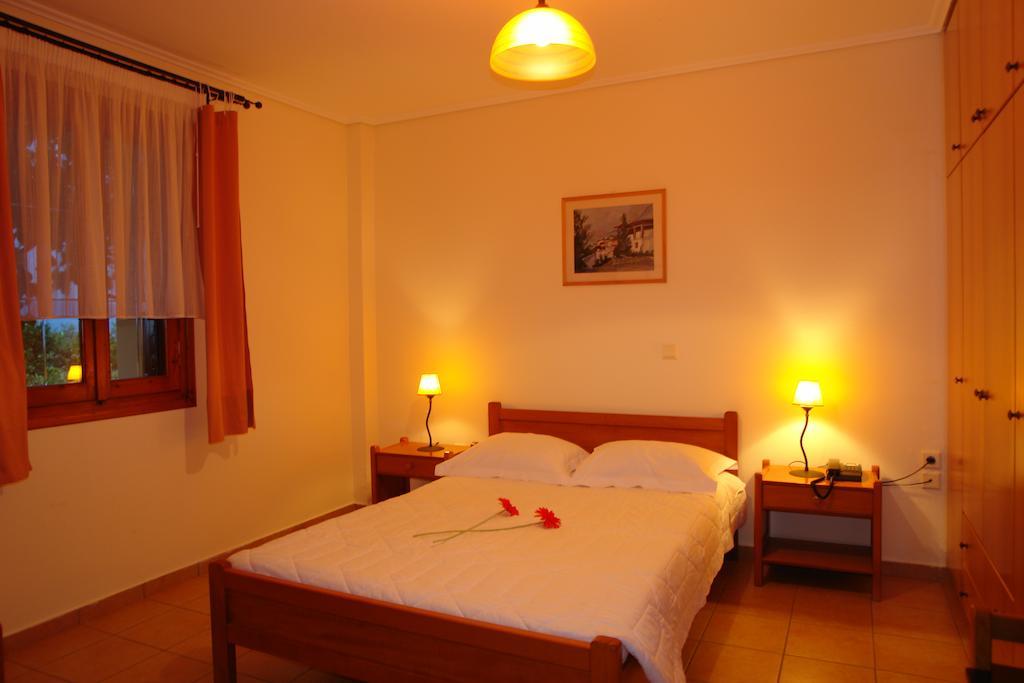 Xenonas Chrisso Hotel Delphi Værelse billede