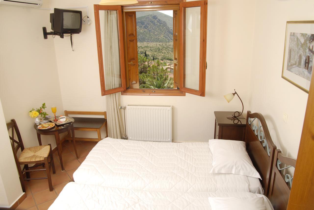Xenonas Chrisso Hotel Delphi Eksteriør billede