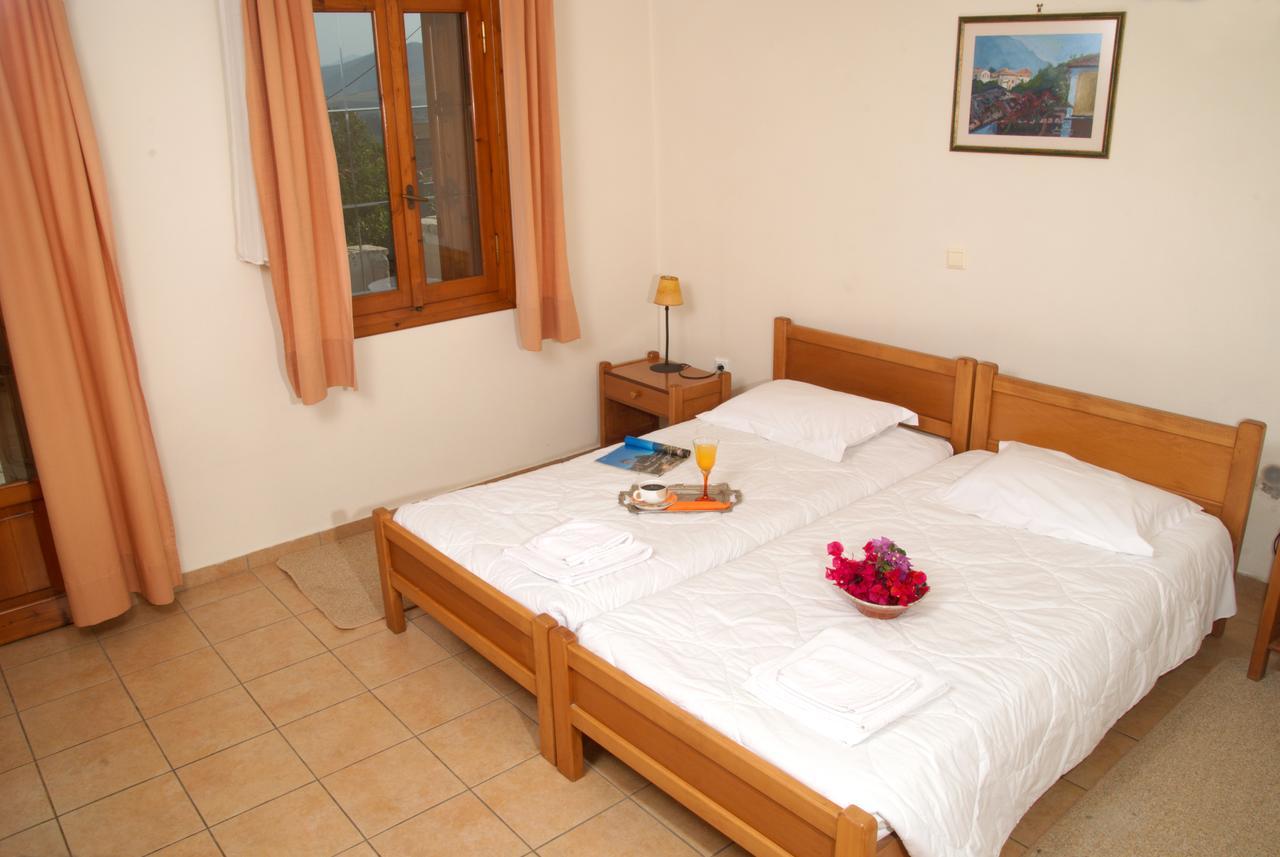 Xenonas Chrisso Hotel Delphi Eksteriør billede