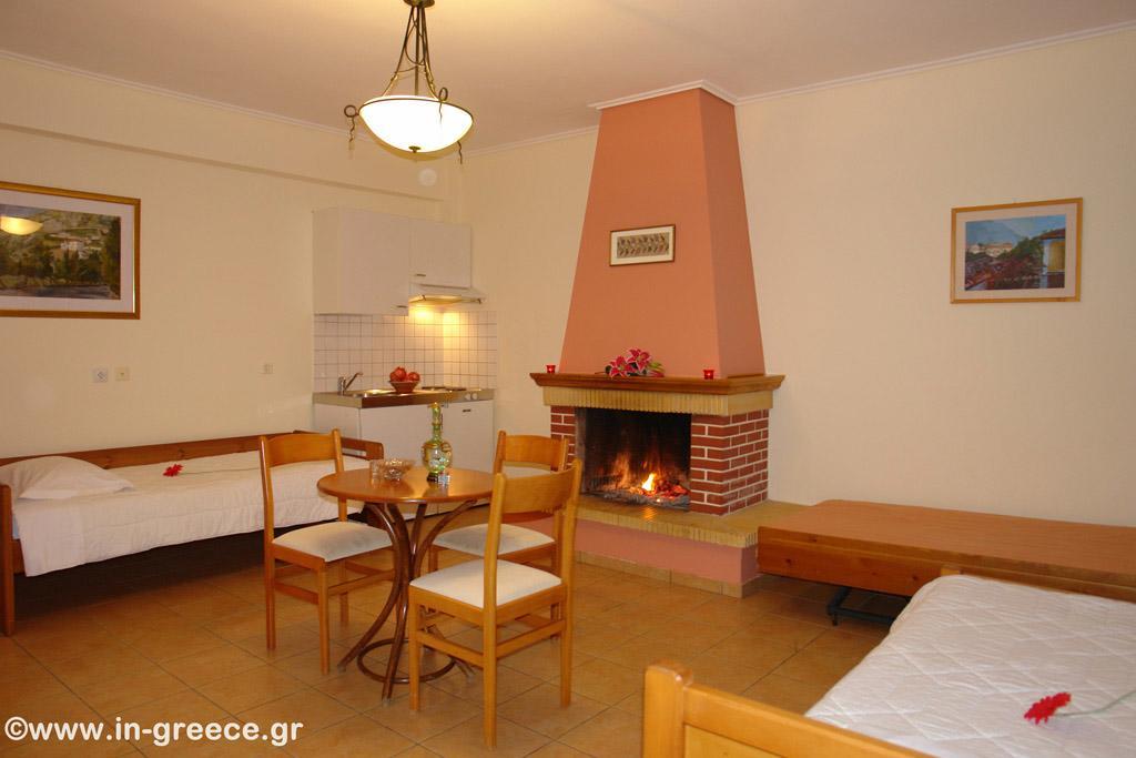 Xenonas Chrisso Hotel Delphi Eksteriør billede